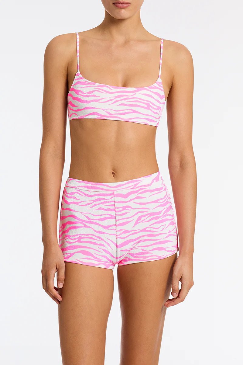 419-celeste-plaz-velvet-short-4.webp CELESTE - PLAZ Velvet Short